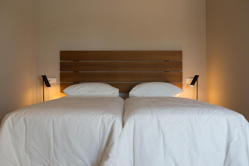 Chacon Apartments & Suites เอสเตโปนา ภายนอก รูปภาพ