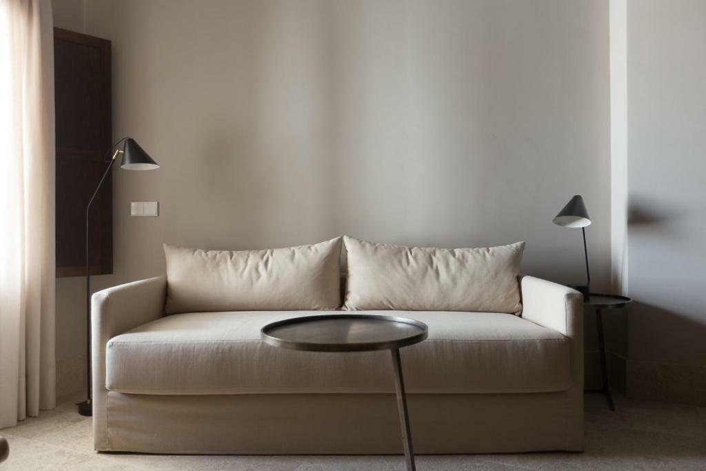 Chacon Apartments & Suites เอสเตโปนา ภายนอก รูปภาพ